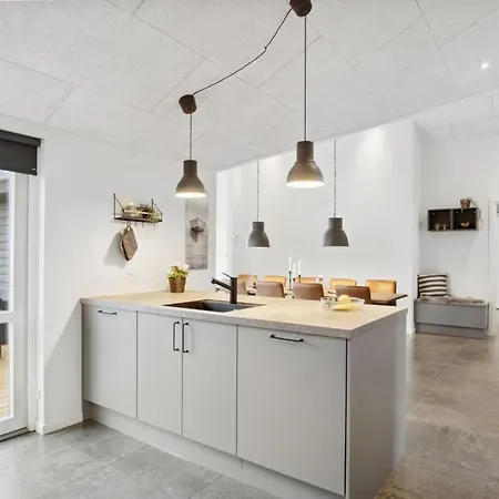 Clare - 100m From The Sea By Interhome Holiday home *