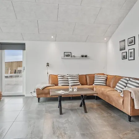 Holiday home Clare - 100m From The Sea By Interhome *